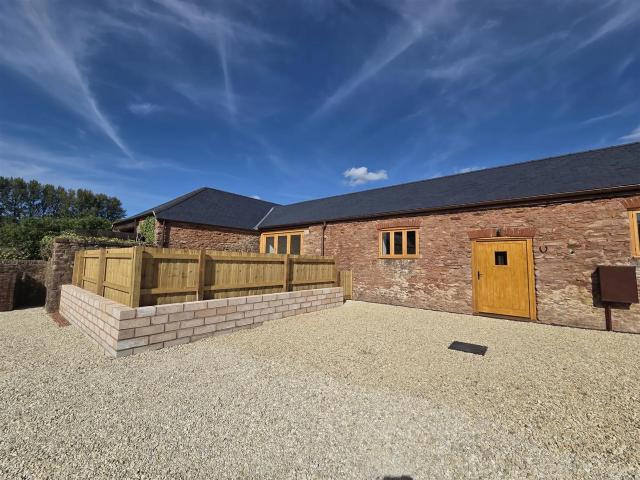 House for rent in North Town, Rumwell