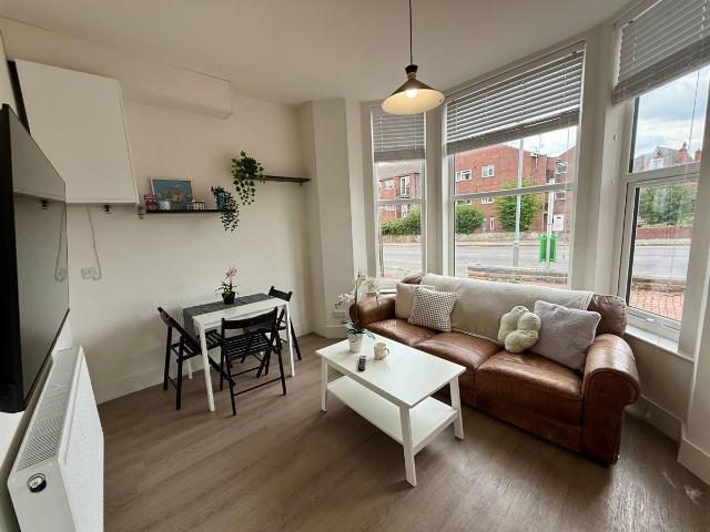 House for rent in Barton In Fabis, East Midlands