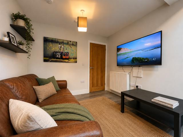 House for rent in Abbey Park, Barton In Fabis