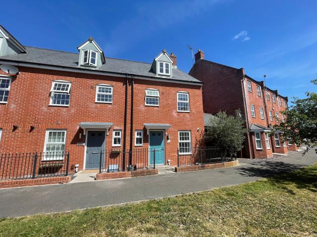 House for rent in Haydon End, Abbey Mead