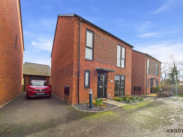House for rent in The Heath, Beamhurst