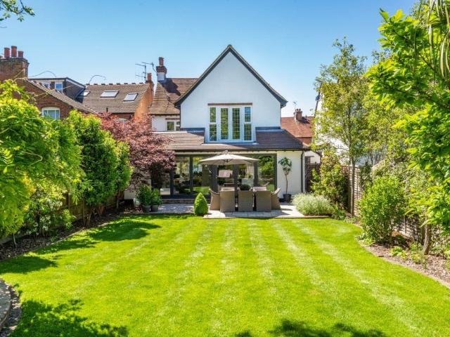 House for rent in Denham, Gerrards Cross and Chalfonts Community Board, Chalfont St. Peter