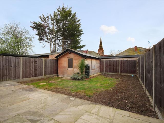 House for rent in London Borough of Ealing, Greater London