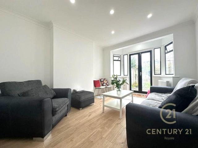 House for rent in Old Malden, Greater London
