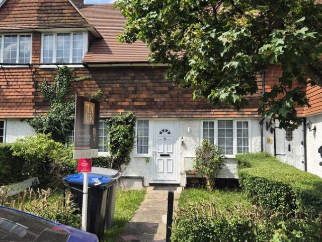 House for rent in Kingsbury, Greater London