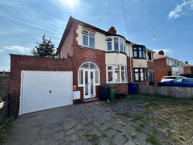 House for rent in Dixons Green, West Midlands