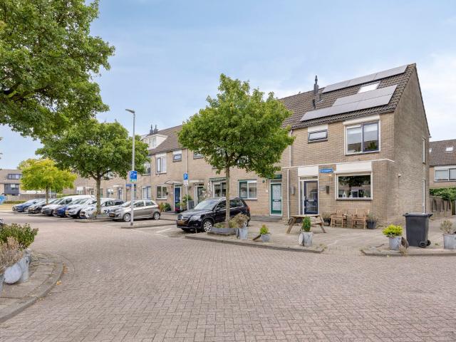 Woning te huur in IJsselmonde, Rotterdam