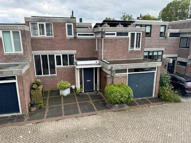 Woning te huur in Alphen Aan Den Rijn, Zuid Holland