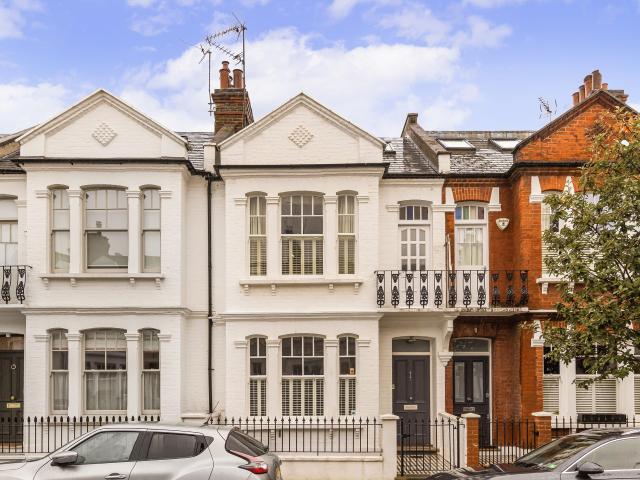 House for rent in Hurlingham, Greater London