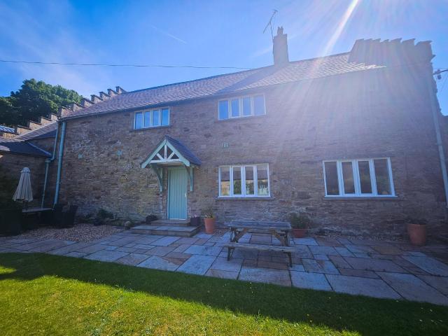 House for rent in Halkyn, Wales