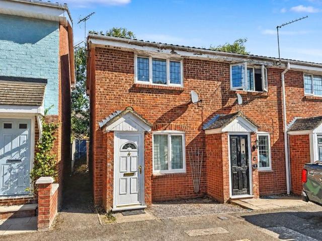 House for rent in Maylands, Pouchen End