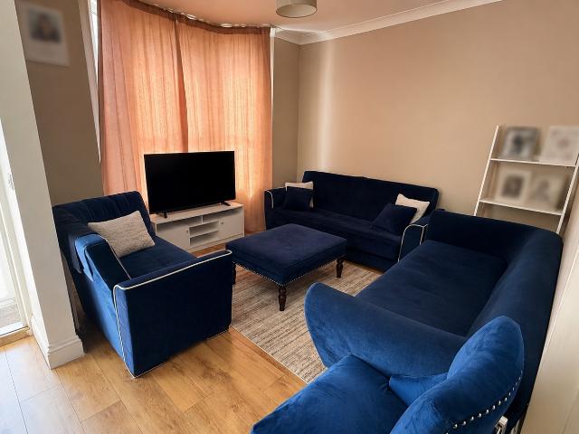 House for rent in Edmonton, Greater London