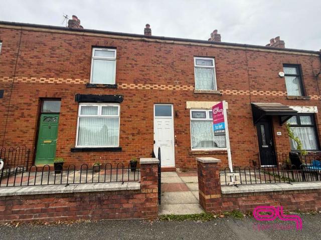 House for rent in Brownlow Fold, Lee Bank