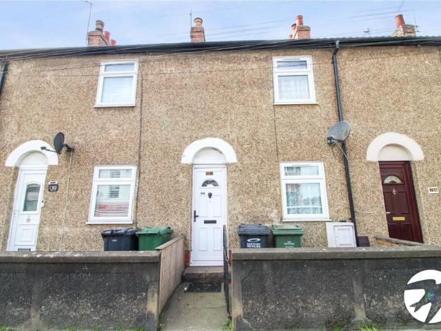 House for rent in Swanscombe and Greenhithe, Monks Orchard