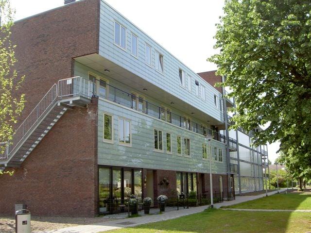 Woning te huur in Hillegom, Zuid Holland