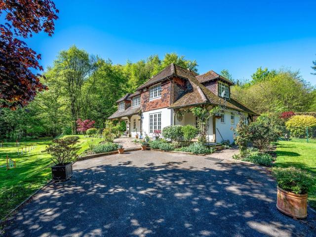 House for rent in Westborough, Surrey