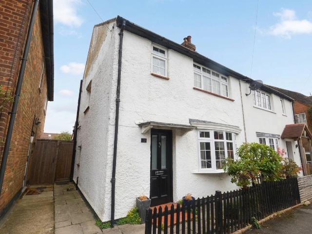 House for rent in Beaconsfield Old Town, Beaconsfield