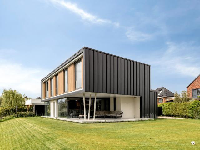 Woning te huur in Zestienhoven, Rotterdam