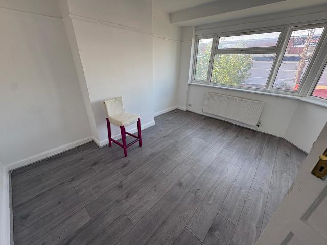 House for rent in London Borough of Ealing, Greater London