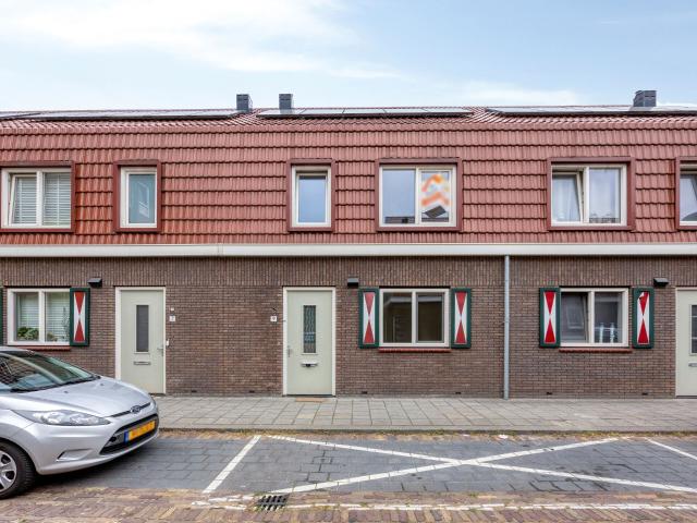 Woning te huur in Oostwijk, Vlaardingen