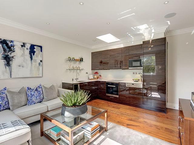 House for rent in Bayswater, Greater London