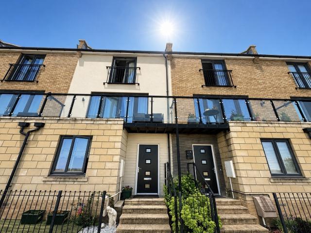 House for rent in Priors Hall Park, Weldon