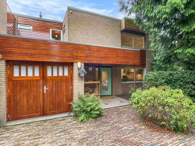 Woning te huur in Bussum, Noord Holland