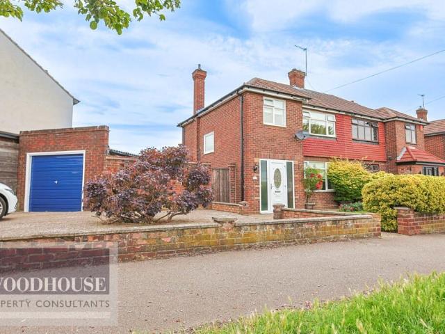 House for rent in Broxbourne, Hertfordshire
