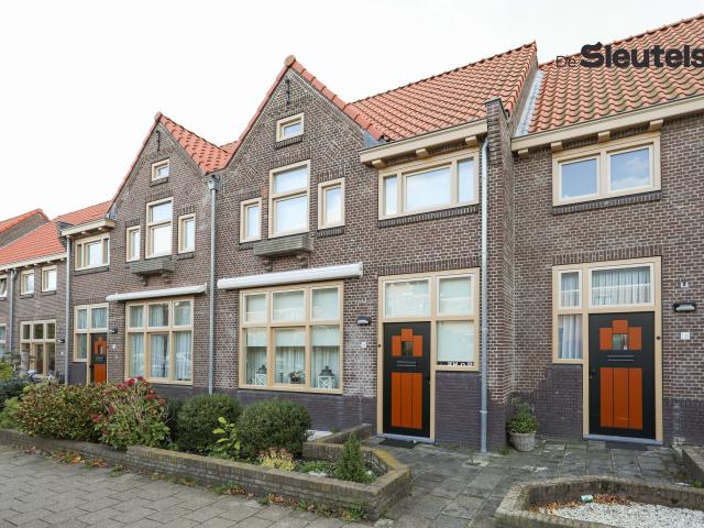 Woning te huur in Staalwijk, Zuid Holland