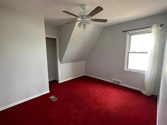 House for rent in Lincoln Park