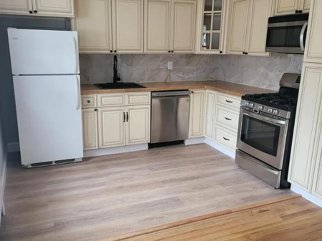 House for rent in Linden