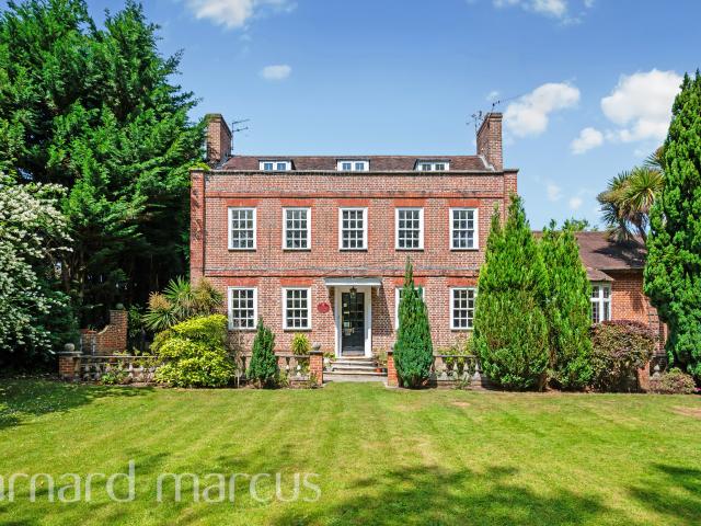 House for rent in Hackbridge, Greater London