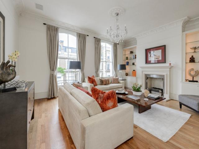 House for rent in Kensington, Greater London