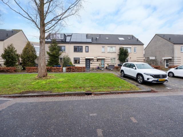 Woning te huur in Bloemenbuurt, Almere-haven