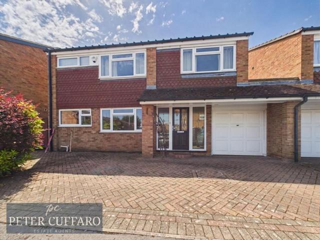 House for rent in Broxbourne, Hertfordshire