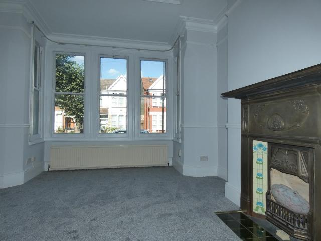 House for rent in New Southgate, Greater London
