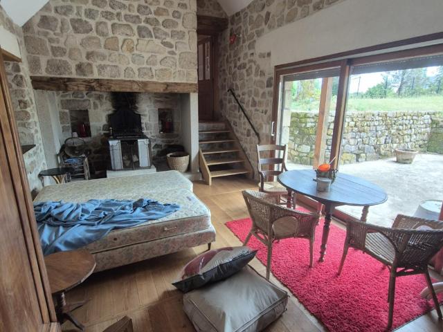 Maison location à Ussel, Marcillac-la-croisille