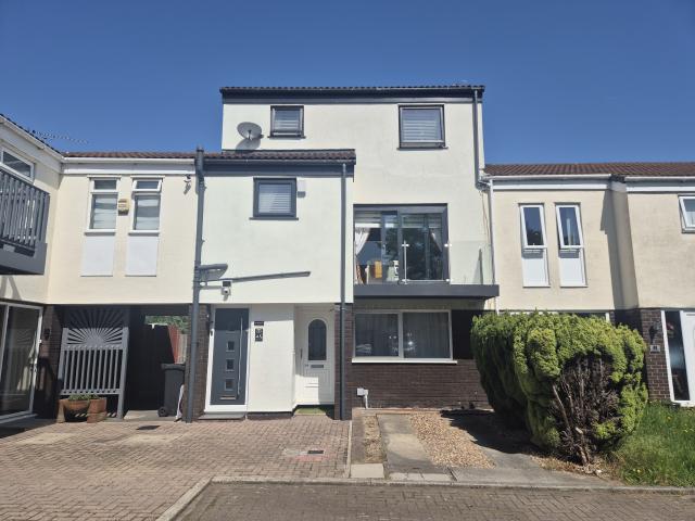 House for rent in Murdishaw, Halton