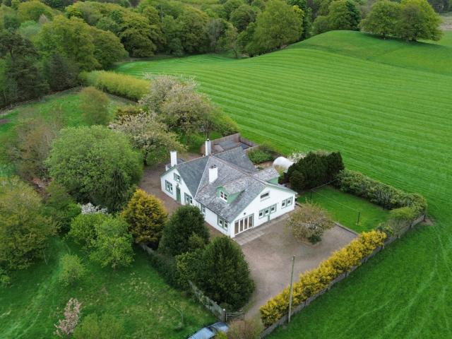 Apartment for rent in Dolphinton, Scotland