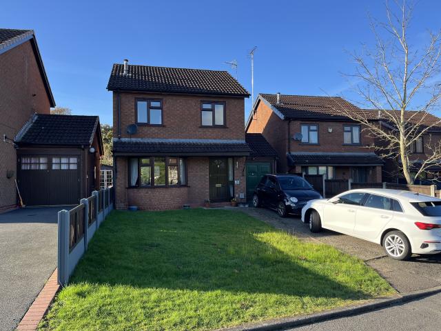 House for rent in The Heath, Beamhurst