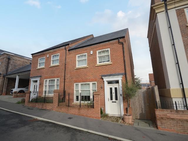 House for rent in Wilton Park, Jordans