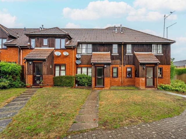House for rent in Five Acres, Hertfordshire