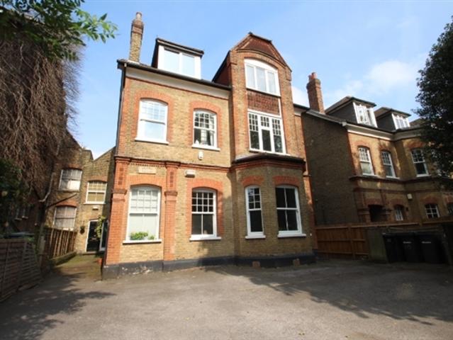 House for rent in London Borough of Lewisham, Upper Sydenham