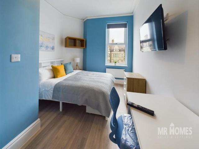 House for rent in Penylan, Falcon Lodge