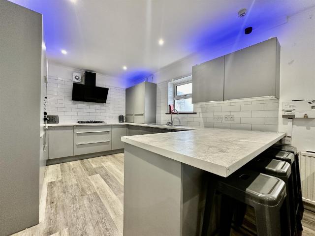 House for rent in Greenbank, Plymouth