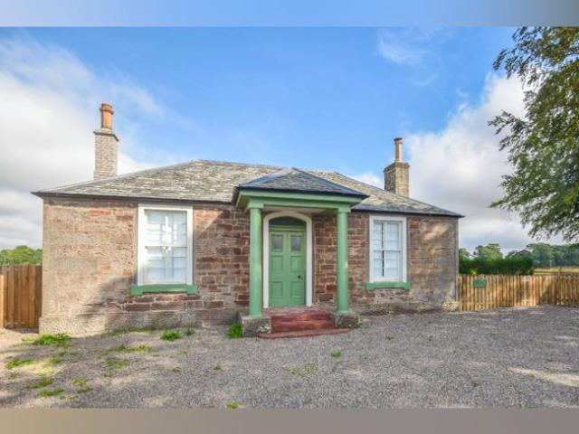 House for rent in Friockheim, Scotland