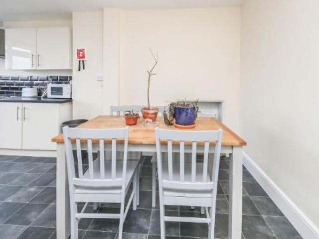 House for rent in Earlham Rise, East Bank