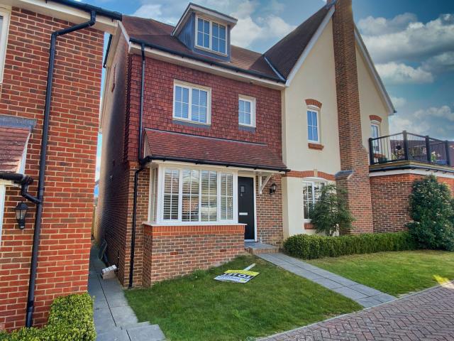 House for rent in Uckfield, Cross In Hand