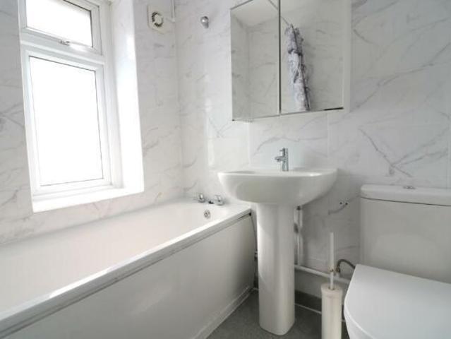 House for rent in London Borough of Ealing, Greater London