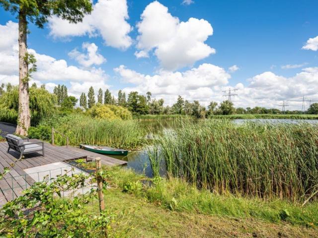 Landhuis te huur in Zwartewaal